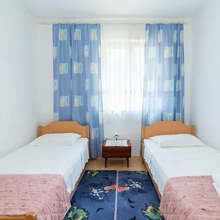 Annie Apartamento Postira