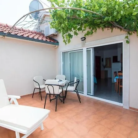 Lägenhet Annie Postira