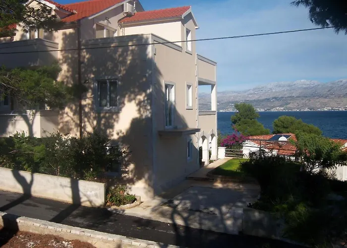 Annie Apartament Postira